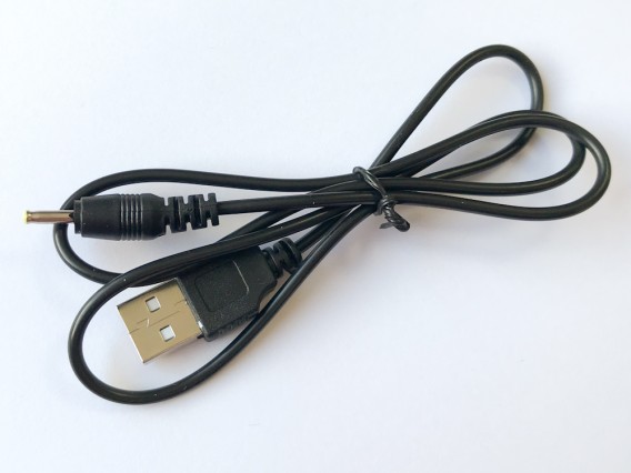 Кабель питания USB - штекер 2,5 1м
